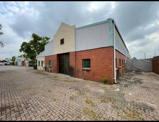 INDUSTRIAL PROPERTY TO RENT IN HENNOPSPARK